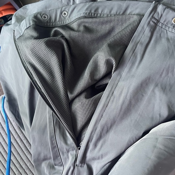 Skims The Apparel Shop Pants NWT
Track Woven Nylon Pants - Picture 6 of 6